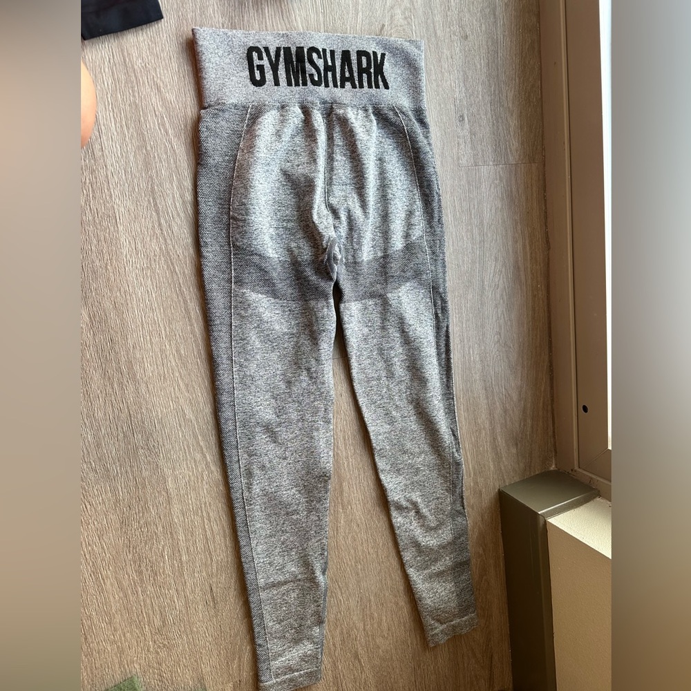 GYMSHARK LEGGINGS